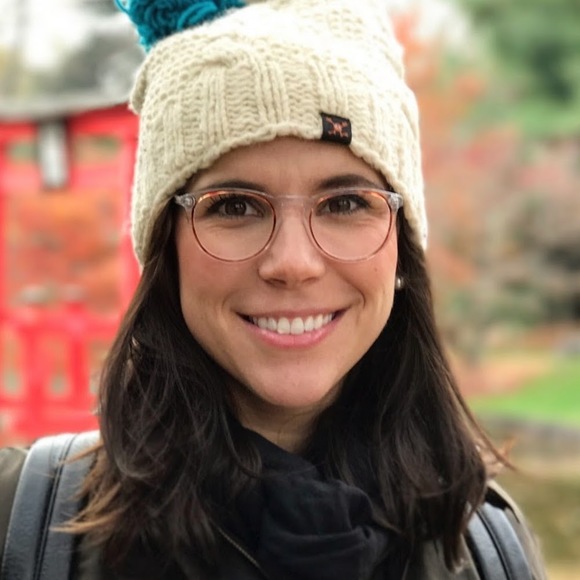 Meet your Posher, Alessandra - Picture 1 of 1